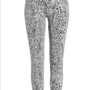 FRAME  Le High Skinny High Rise Leopard Denim 🚭 free home
